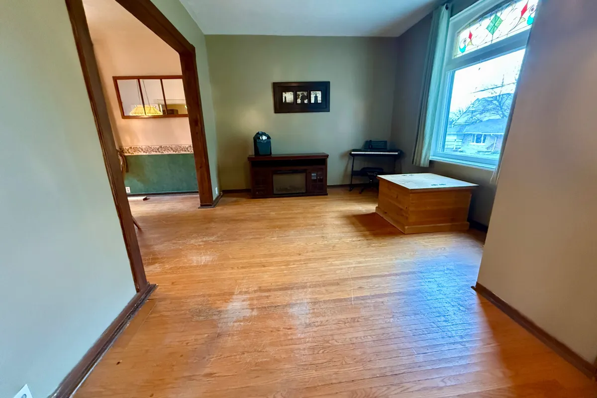 132 4th Avenue, ON N0G 1L0