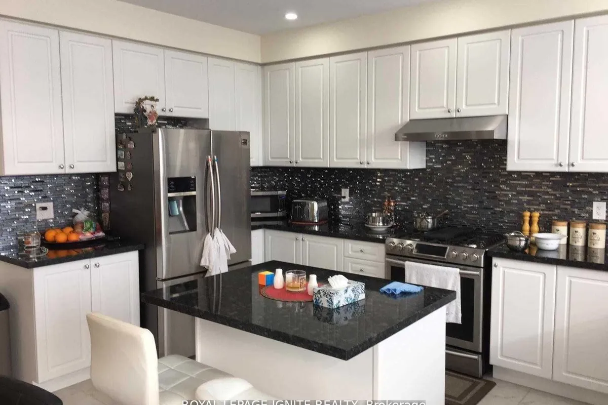 41 Northhill Avenue, ON L0A 1G0