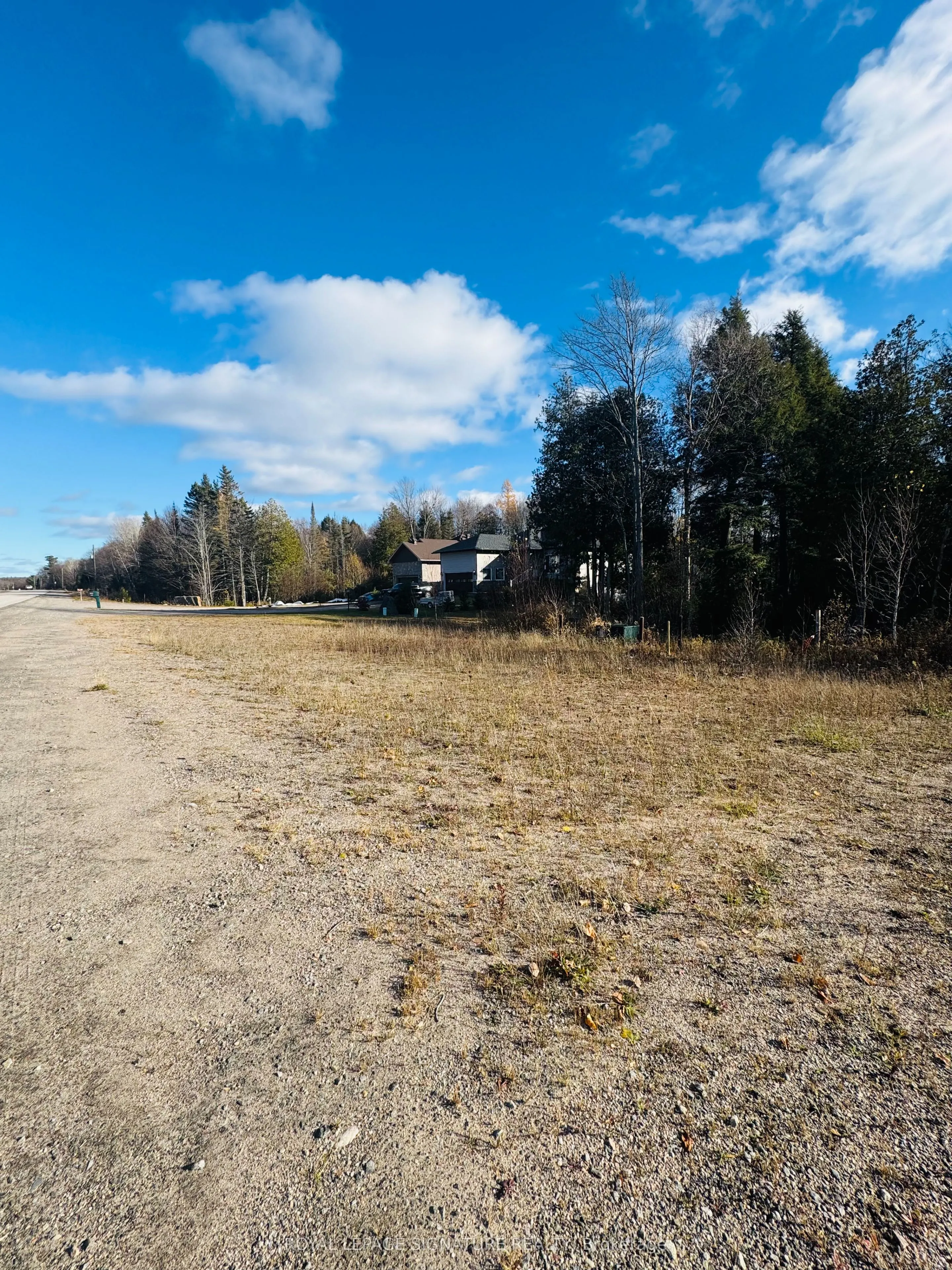 463 Carmichael Drive, ON P1B 8G2