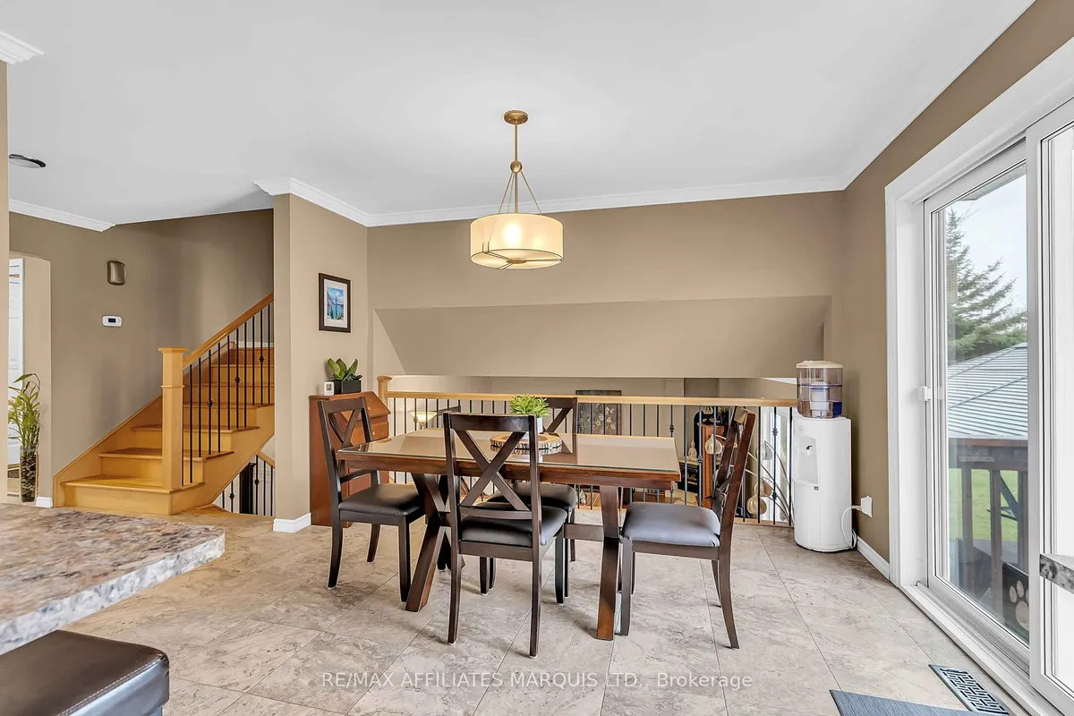 724 Jase Street, ON K6H 7E3