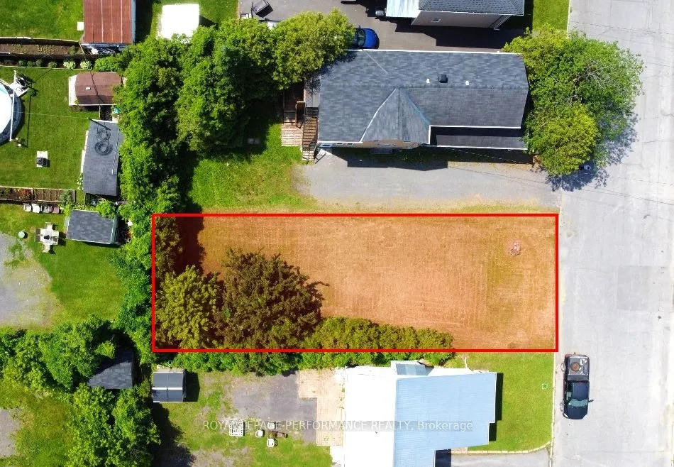 NA KITCHENER Street, ON K6A 2P1