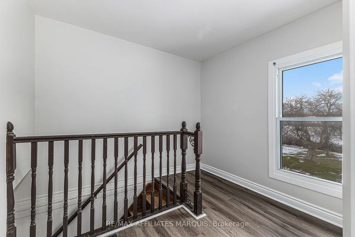 48 Kitley 8 Line, ON K0E 1H0