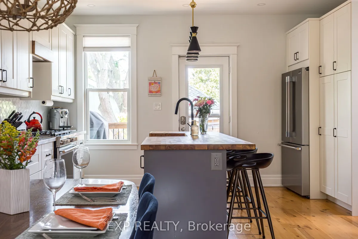 14 Chatham Street, ON L8P 2B2