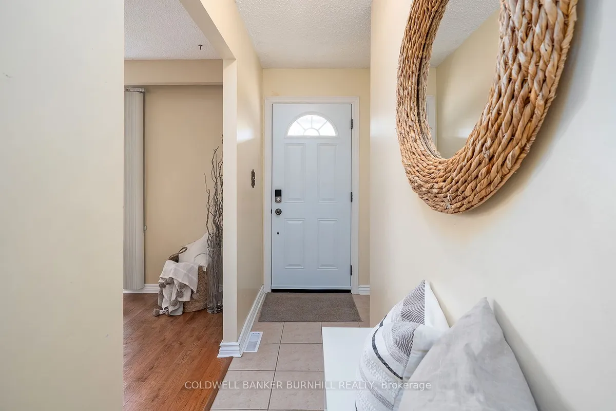 177 Lavina Crescent, ON L9C 5S8