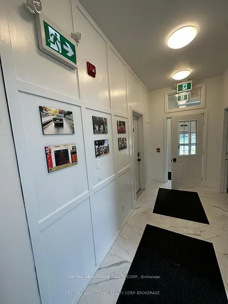 66 Wellington Street, ON L8N 2R1