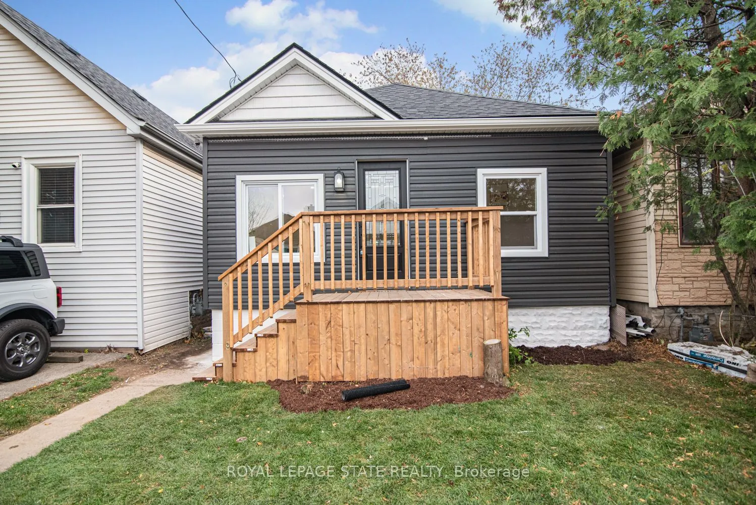 330 Fairfield Avenue, ON L8H 5H8