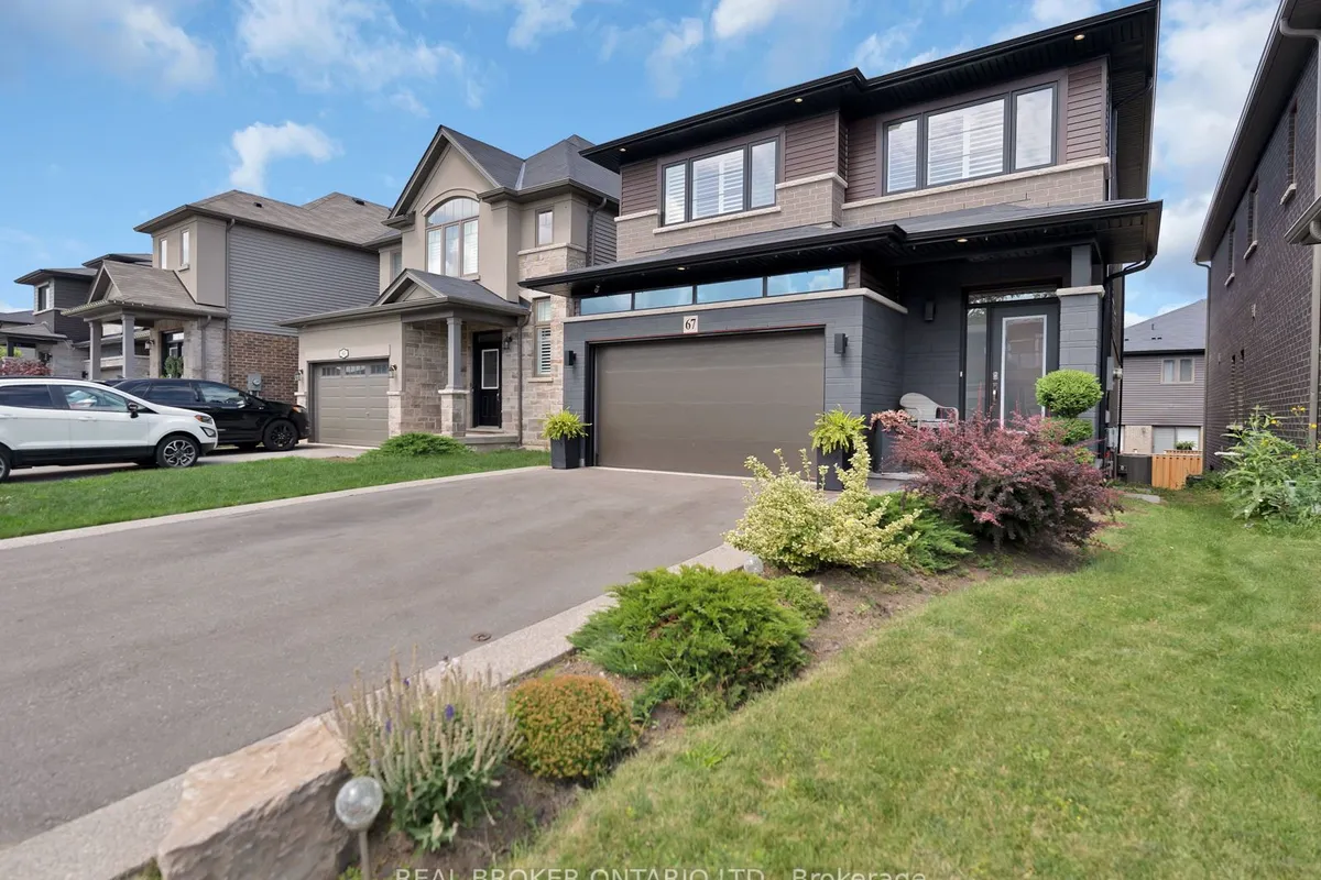 67 Lexington Avenue, ON L8J 0L5