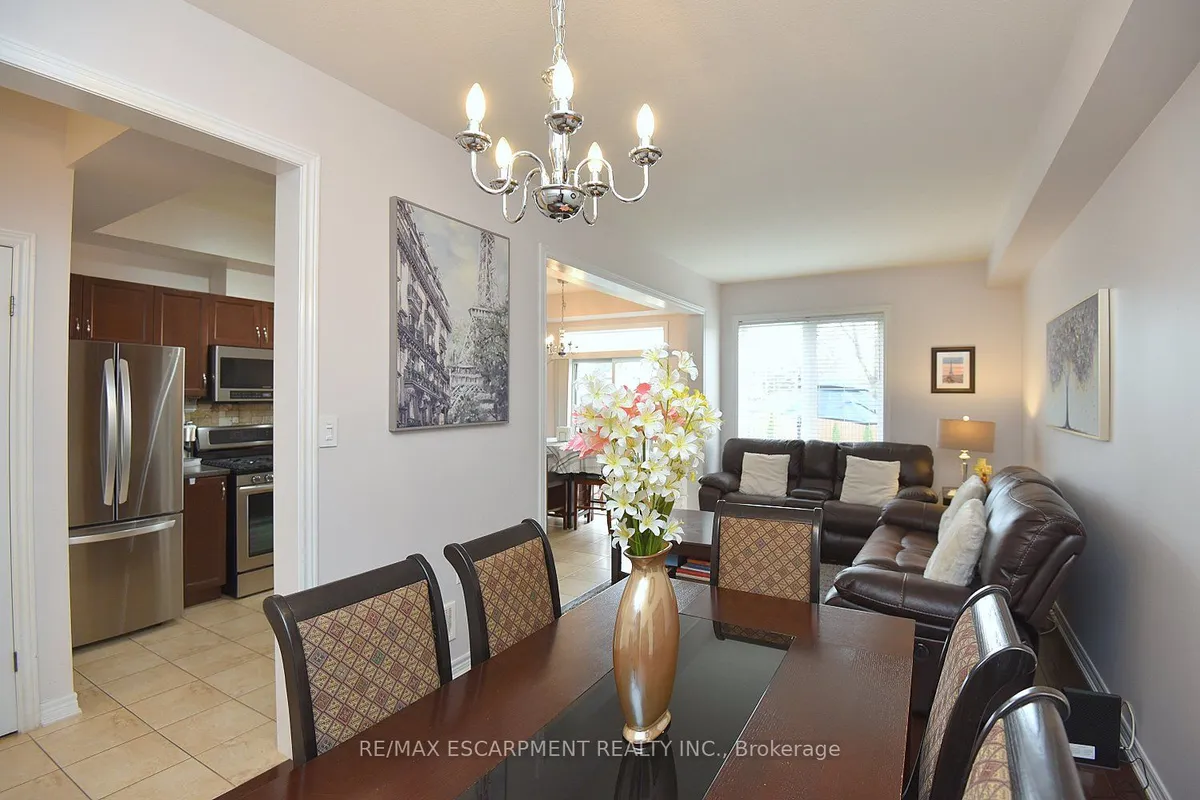 45 Seabreeze Crescent, ON L8E 0G1