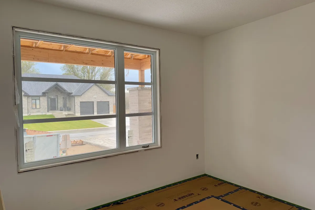 962 Bogdanovic Way, ON N2Z 0H4