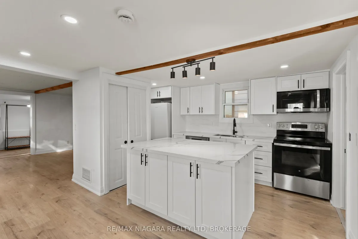 140 Clara Street, ON L2V 1K3