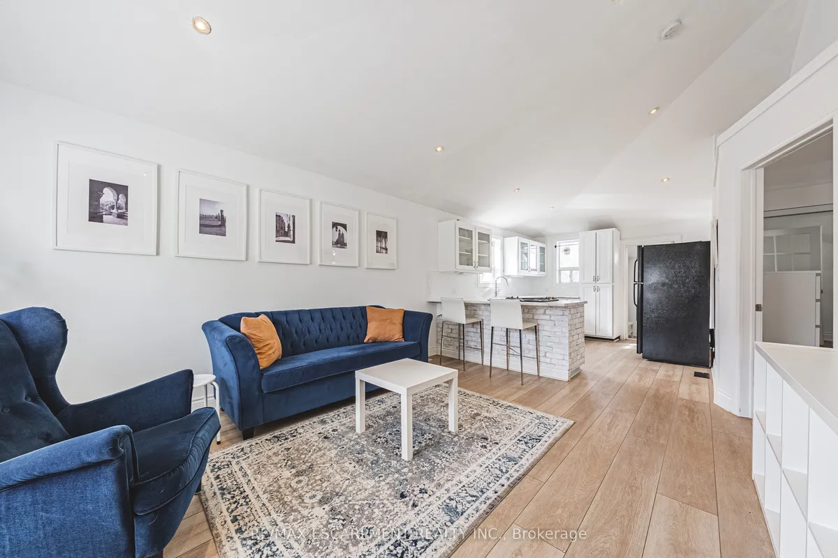 258 West 19th Street, ON L9C 4J4