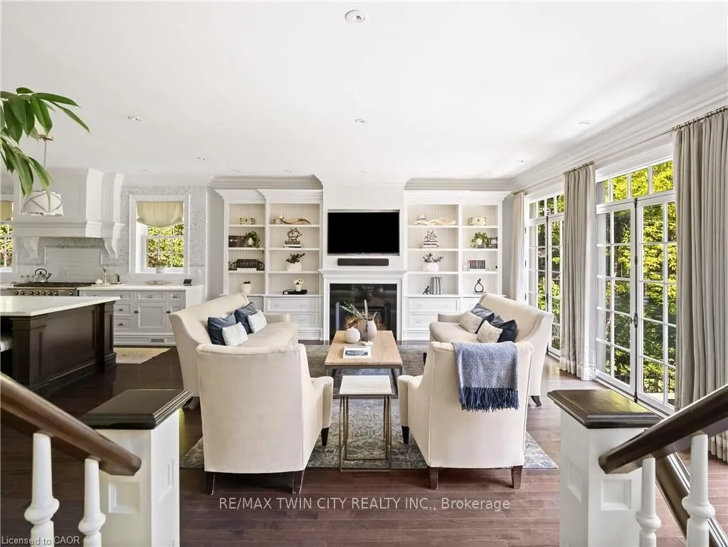 19 Maynard Avenue, ON N2H 4Z6