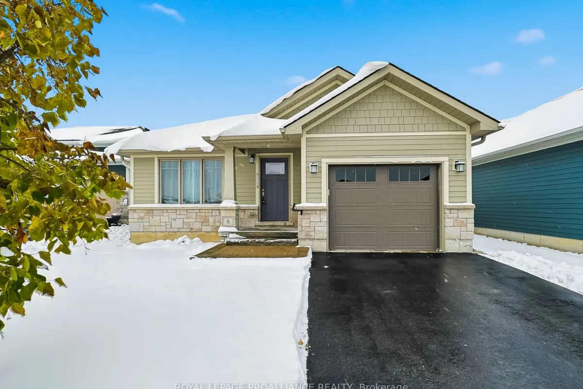 8 Tessa Boulevard, ON K8N 4Z5