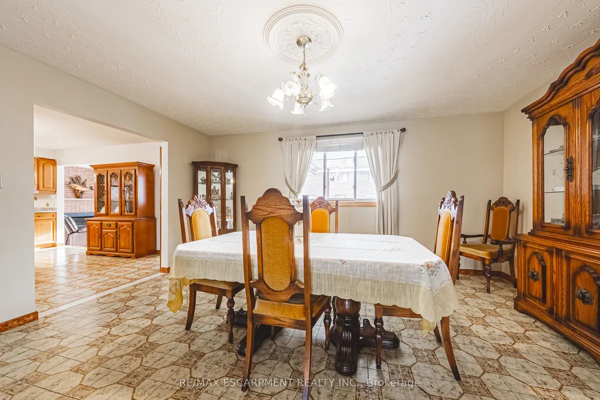 19 Hadeland Avenue, ON L9C 6Z8