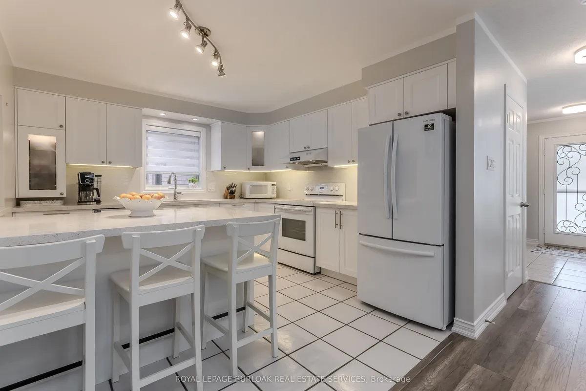 209 Portage Lane, ON L0R 1W0