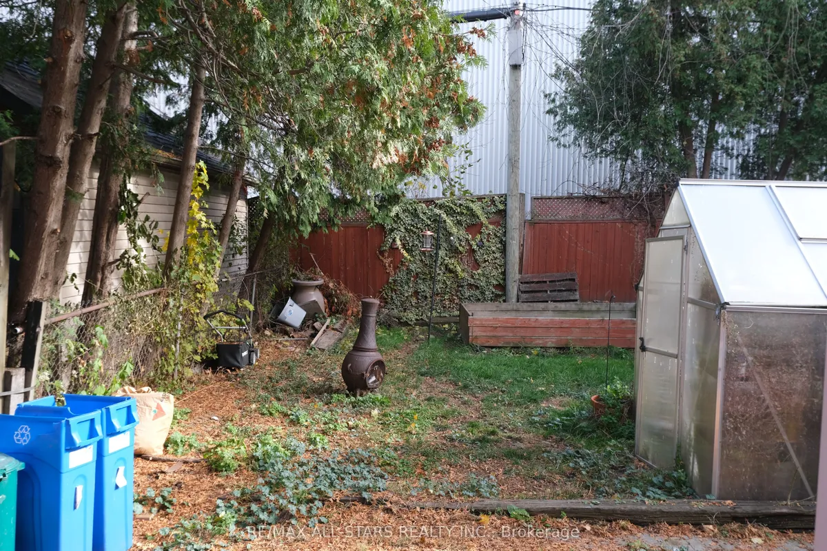 26 Niagara Street, ON L8L 6A2