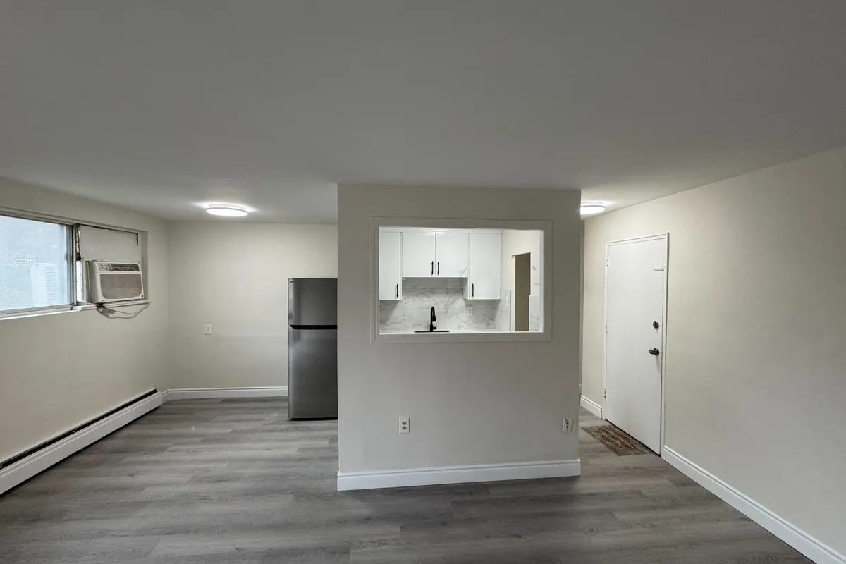 1830 Dumont Street, ON N5W 2S1