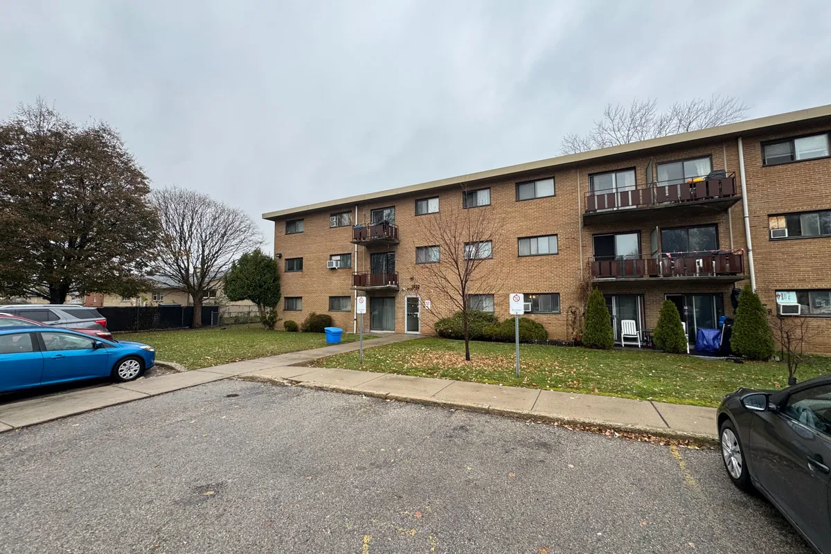 1830 Dumont Street, ON N5W 2S1