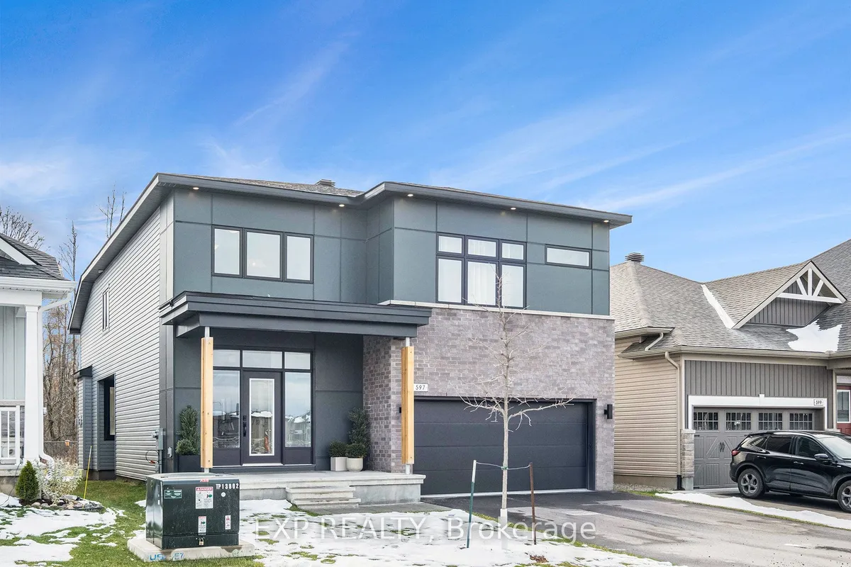 597 Paakanaak Avenue, ON K1X 0H4