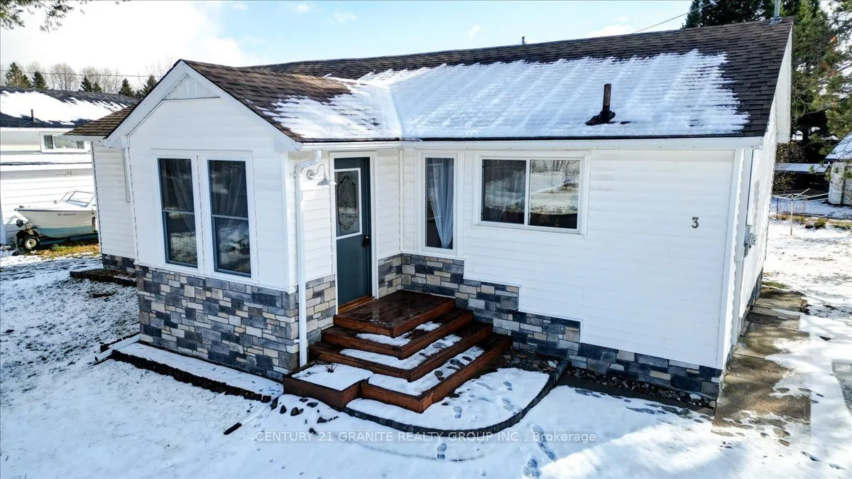 3 Larch Street, ON K0L 1M0