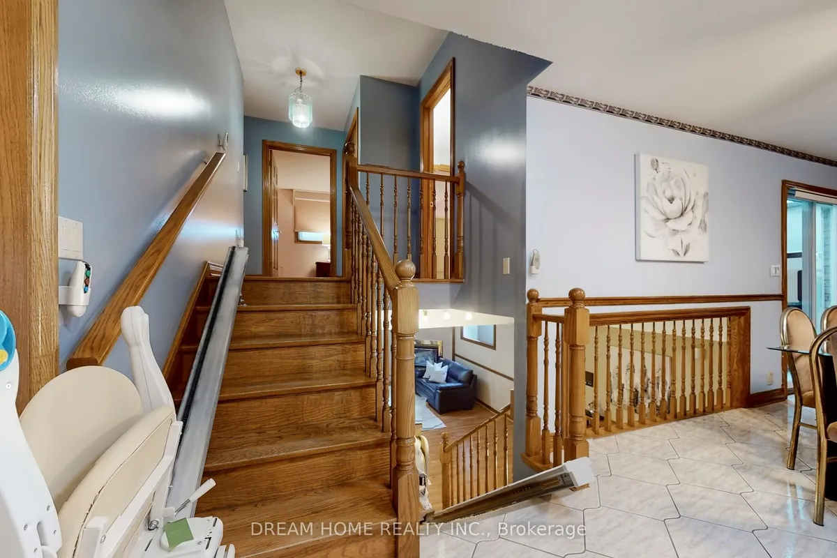 7737 Mount Carmel Boulevard, ON L2H 2Y3