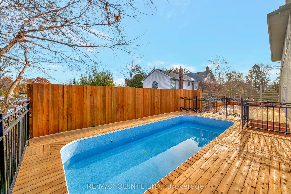 196 Bridge Street, ON K8N 1N6