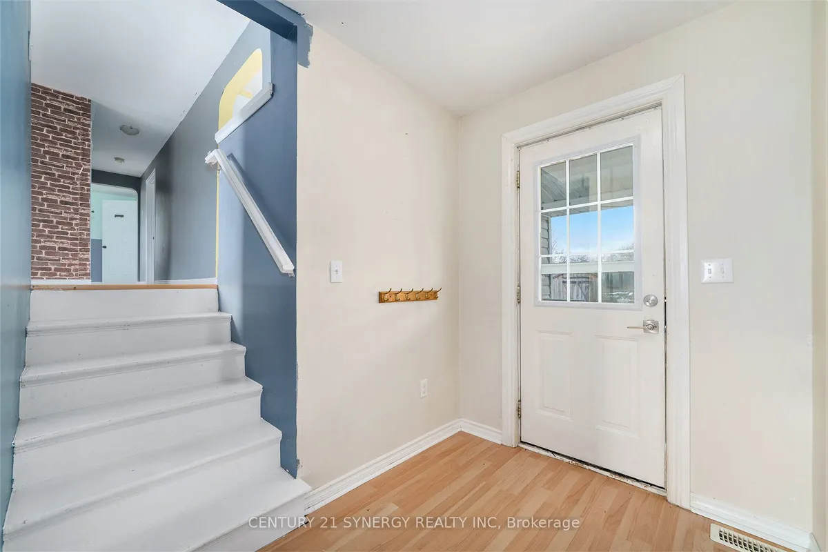 385 Wood Road, ON K7A 5B8