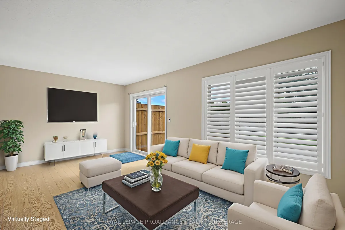 909 Blossom Street, ON K7P 0N2