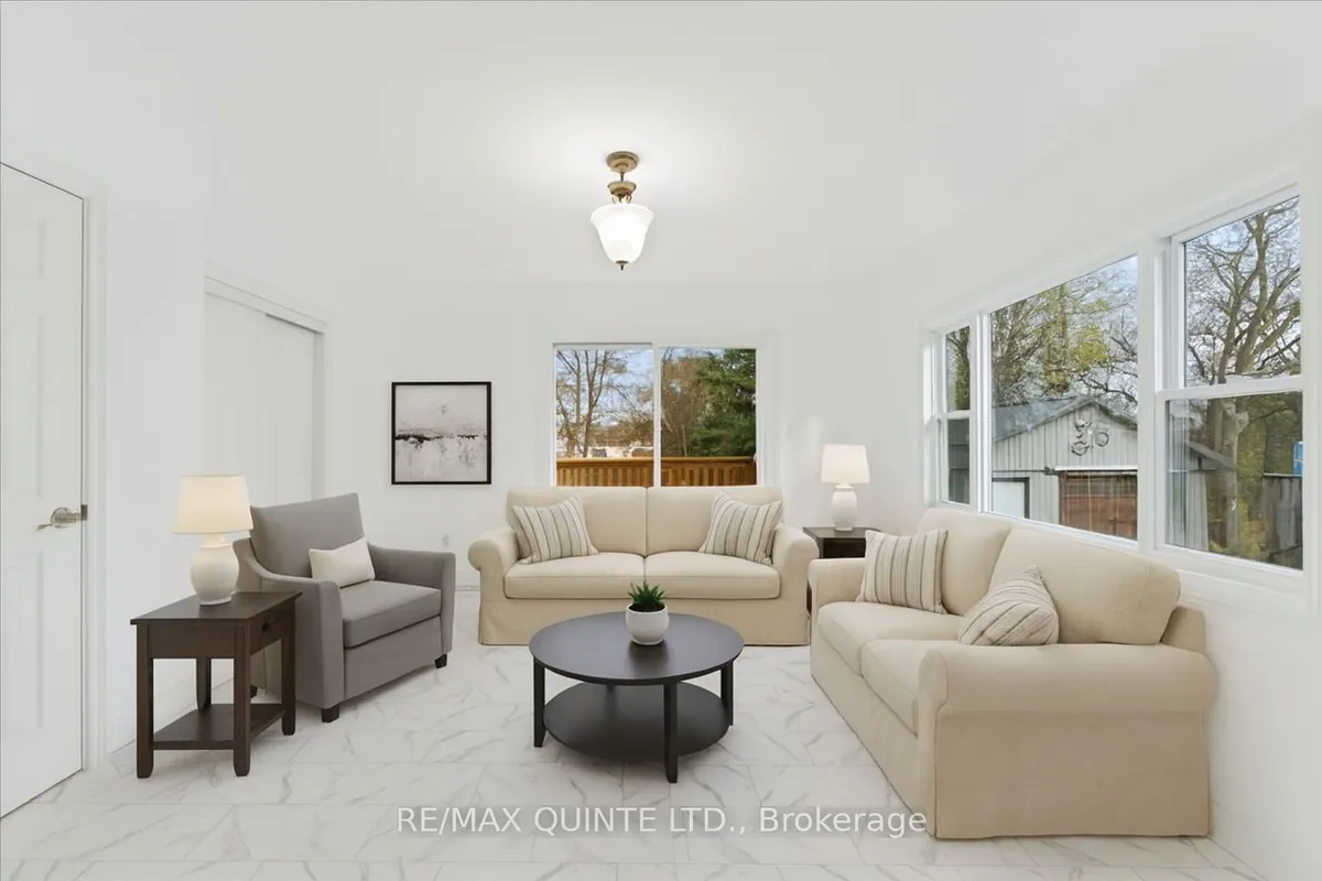 27 Purdy Street, ON K8P 1Y8