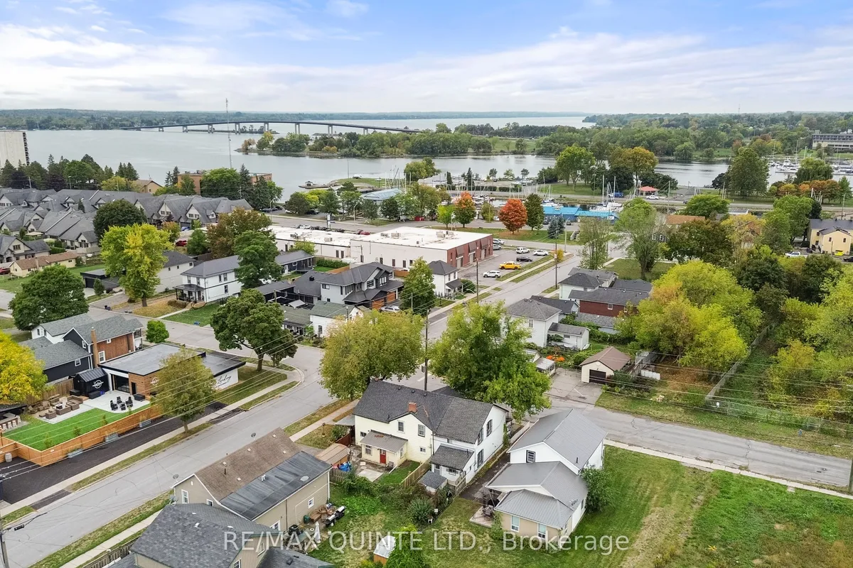 79 South Church Street, ON K8V 3B7