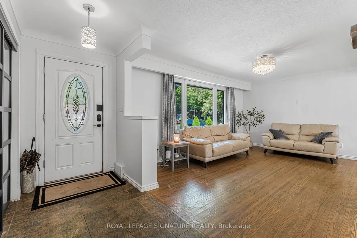 7210 Woodington Road, ON L2J 2C3