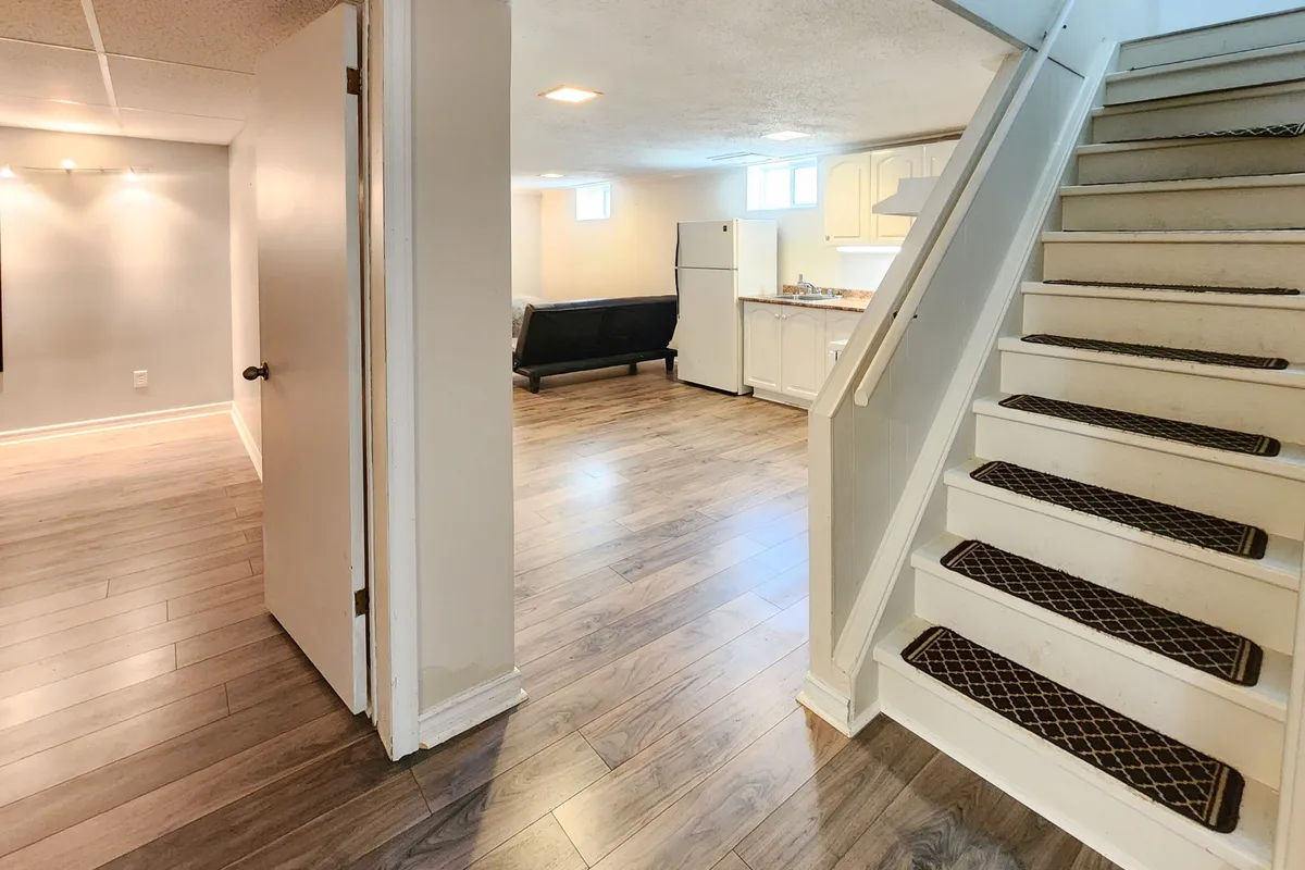 14 Roberta Crescent, ON K2J 1G6