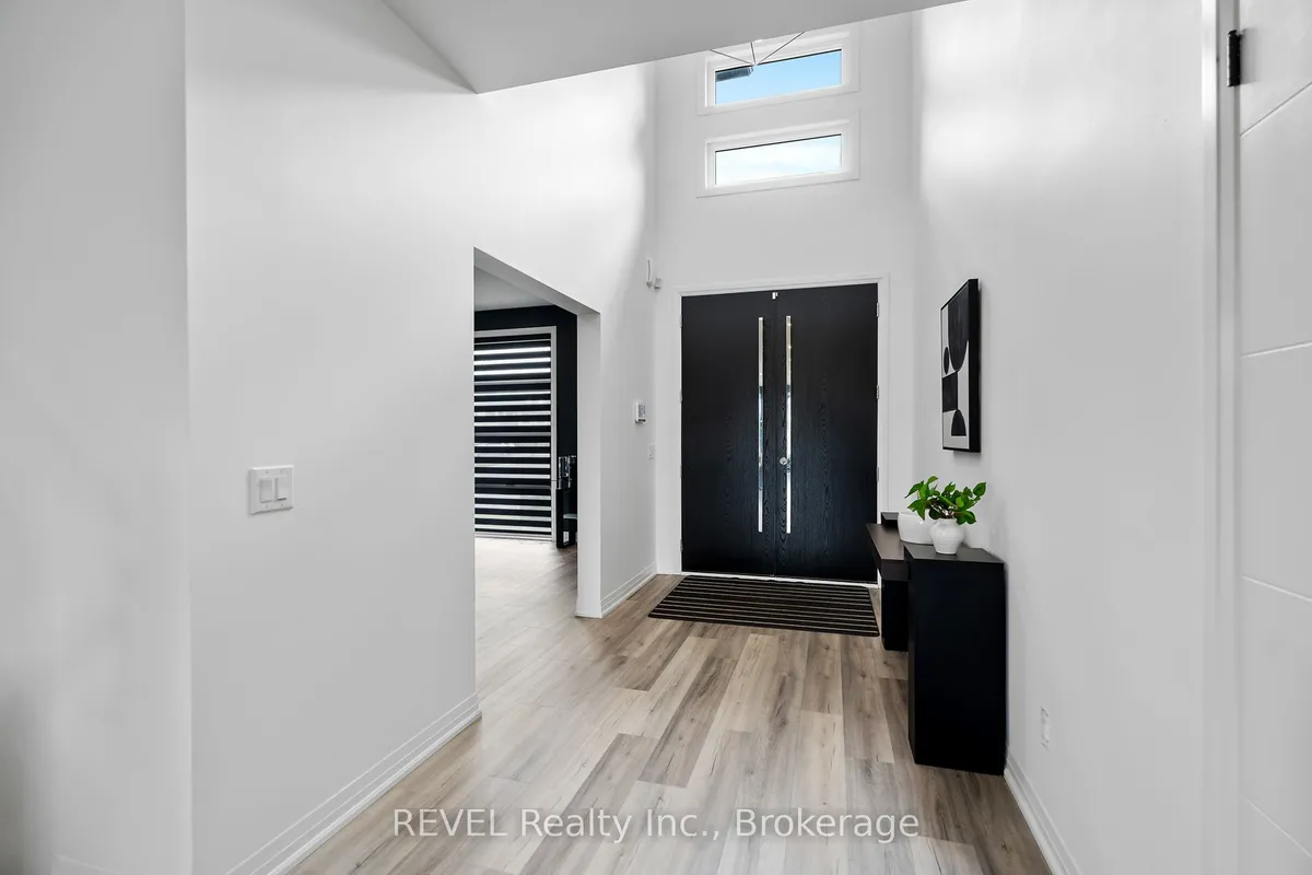 7365 Jonathan Drive, ON L2H 3T3