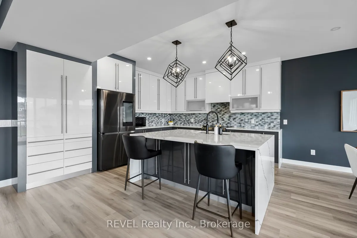 7365 Jonathan Drive, ON L2H 3T3