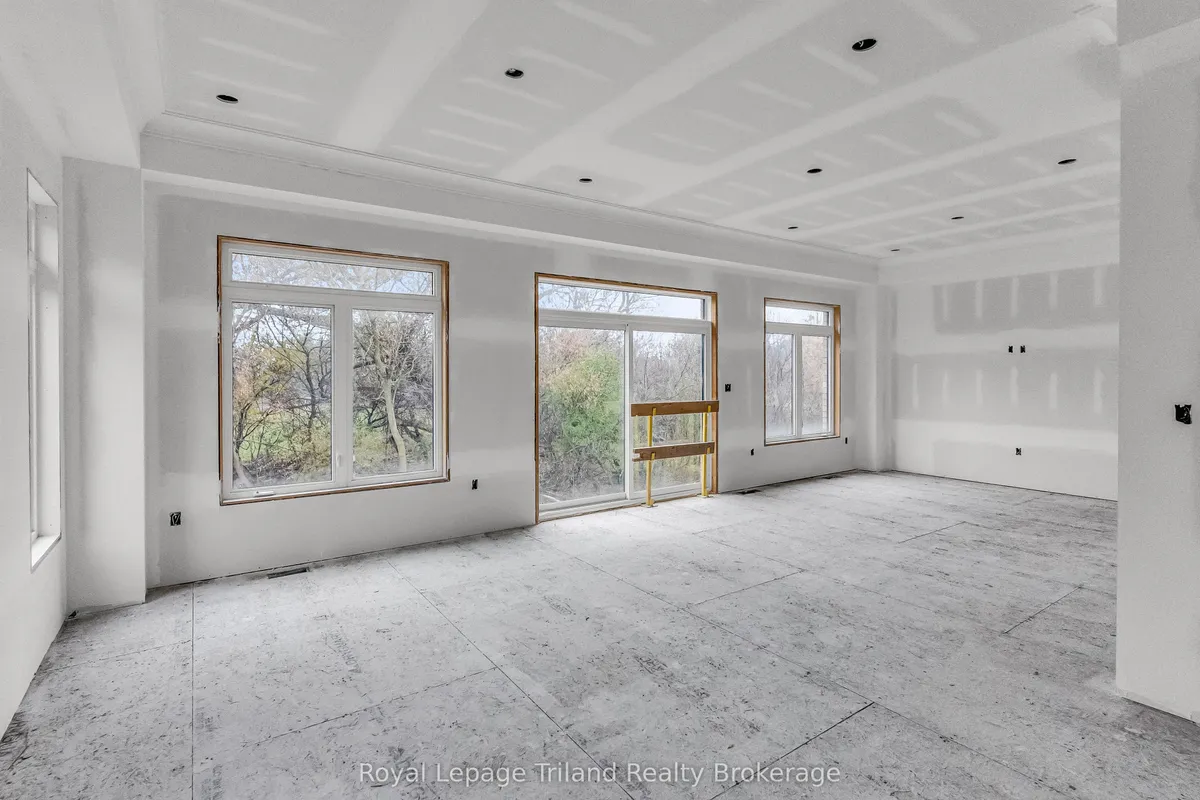 1248 Caen Avenue, ON N4T 0J4