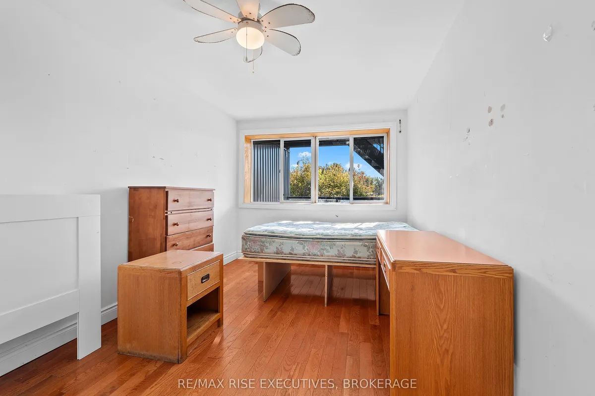 682 Princess Street, ON K7L 1E7