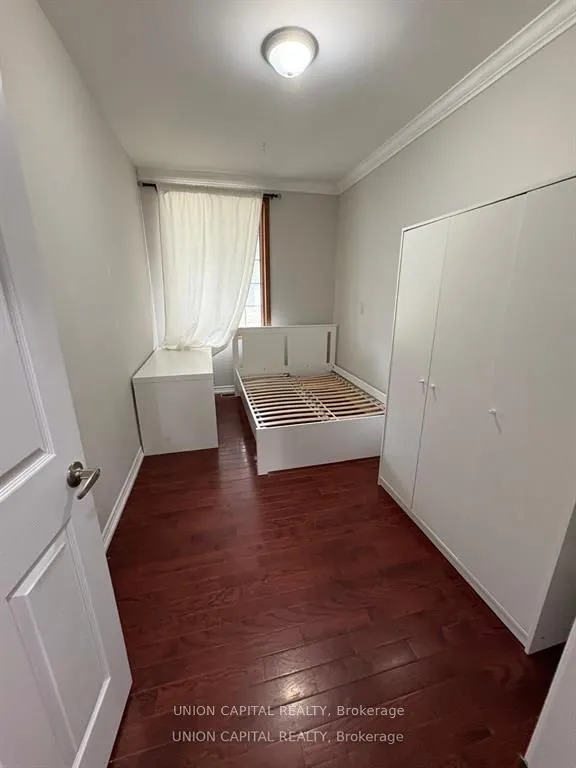 38 Ward Avenue, ON L8S 2E6