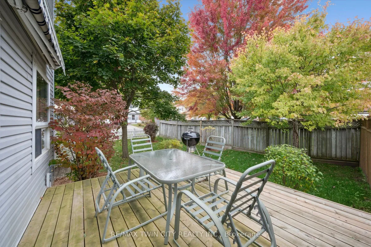 66 Benesfort Drive, ON N2N 3B6