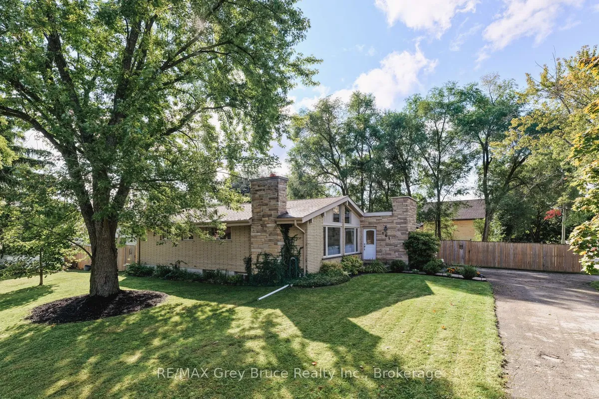 161 1st Avenue, ON N0H 2N0