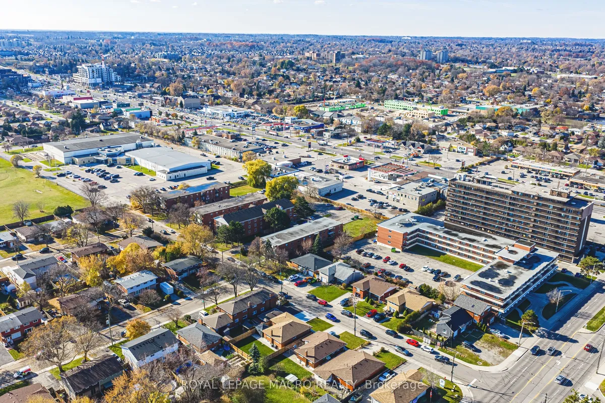 30 Hayden Street, ON L9A 2X2