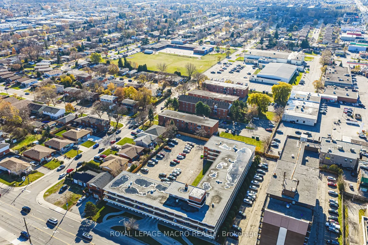 30 Hayden Street, ON L9A 2X2