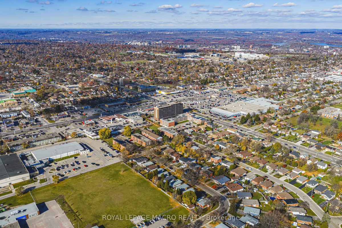 30 Hayden Street, ON L9A 2X2