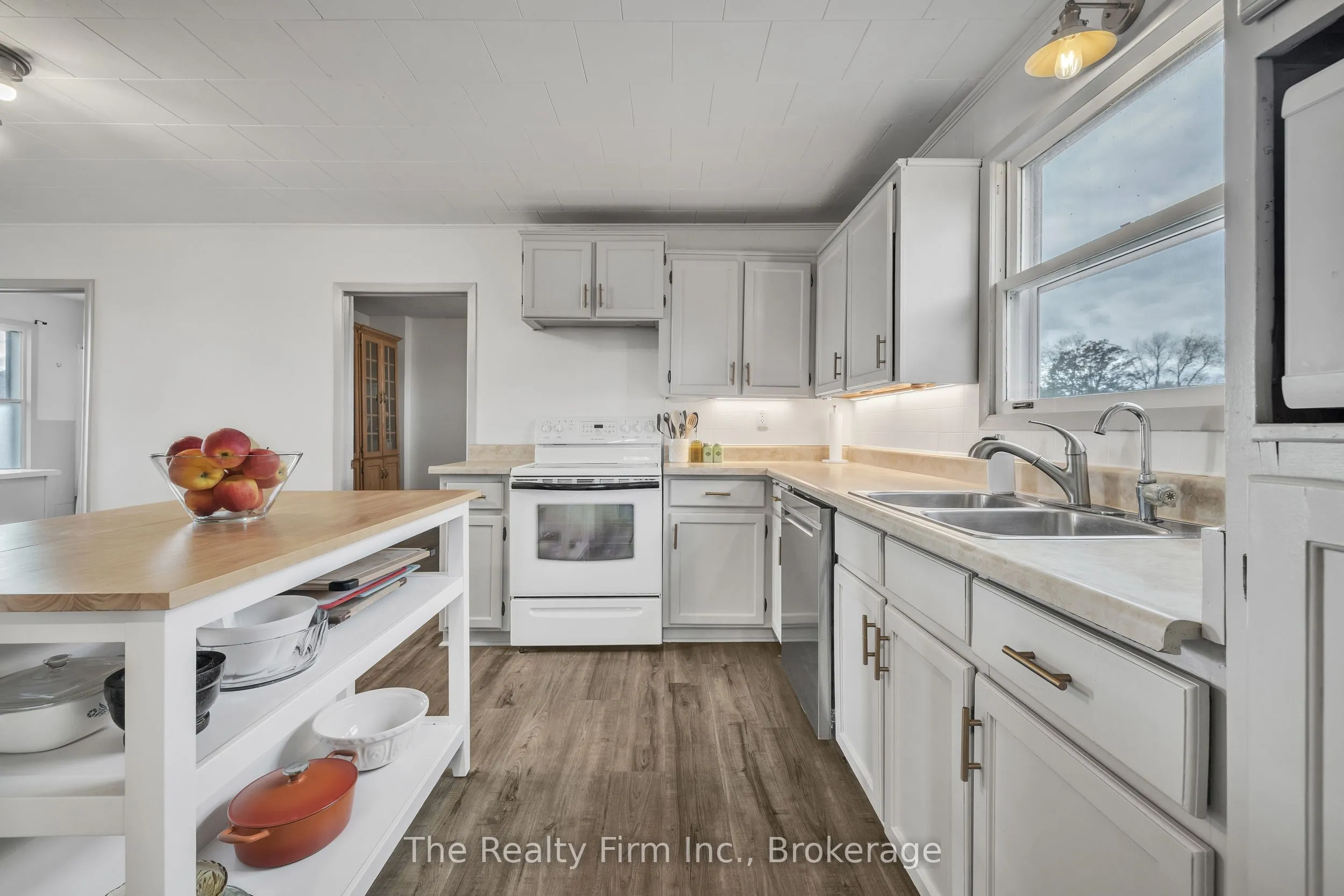 575 Jackson Side Road, ON N0J 1E0