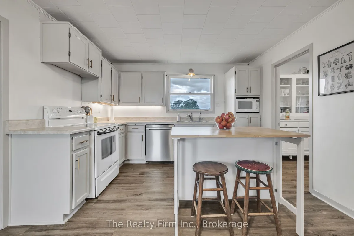 575 Jackson Side Road, ON N0J 1E0