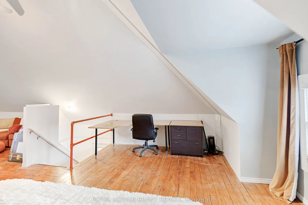 134 Sherman Avenue, ON L8M 2P9