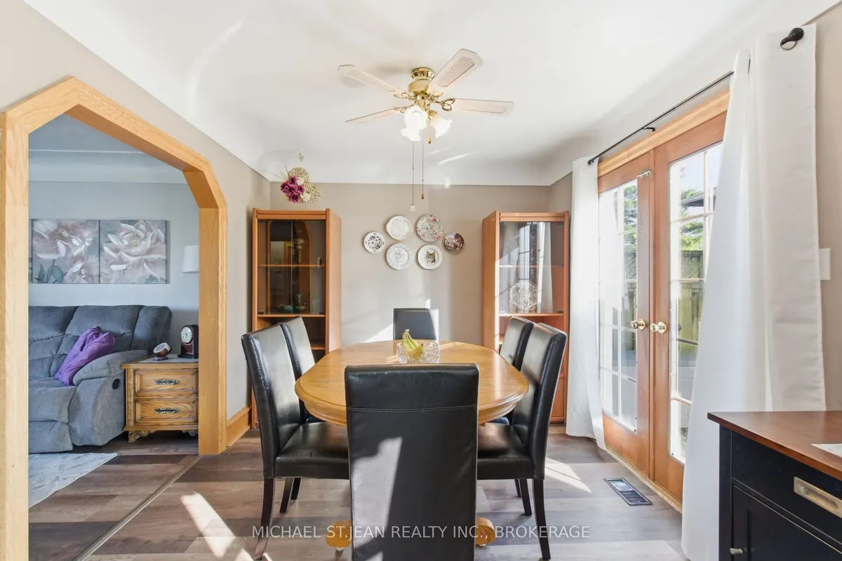 160 First Road, ON L8J 2R4