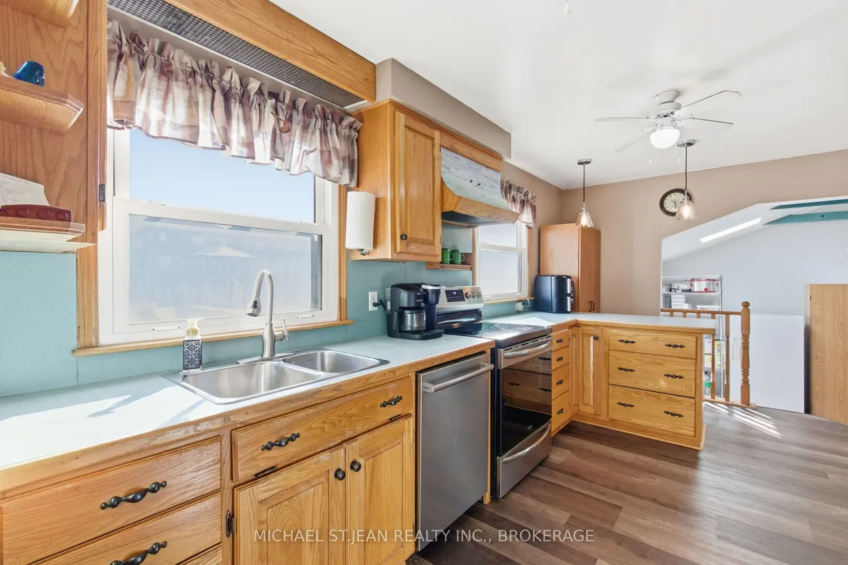 160 First Road, ON L8J 2R4