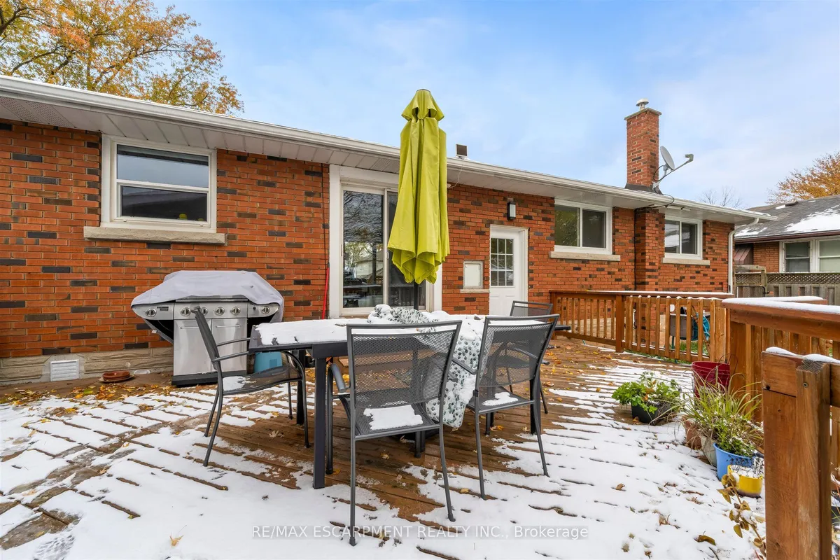 21 Lakeside Drive, ON L3M 2K9