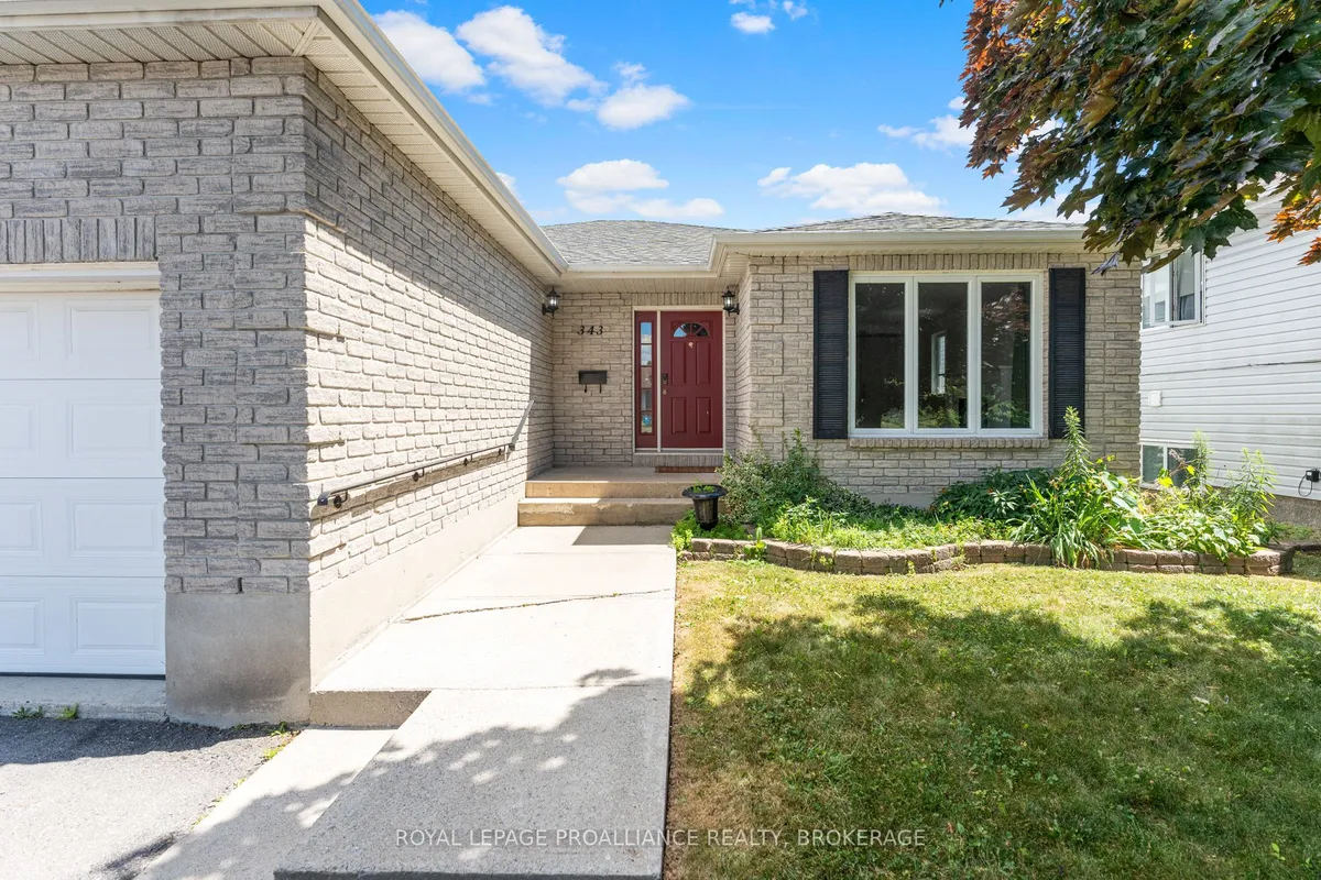 343 Sunrise Crescent, ON K7M 8A5