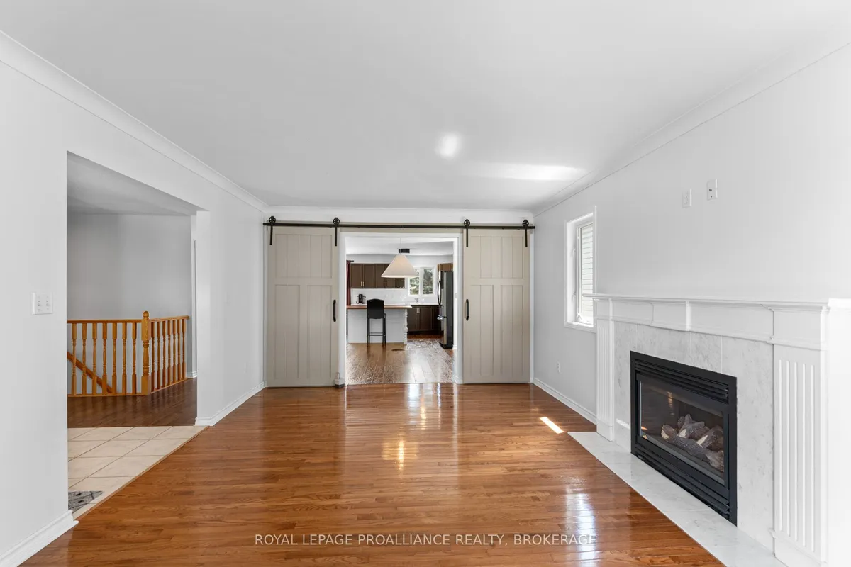 343 Sunrise Crescent, ON K7M 8A5